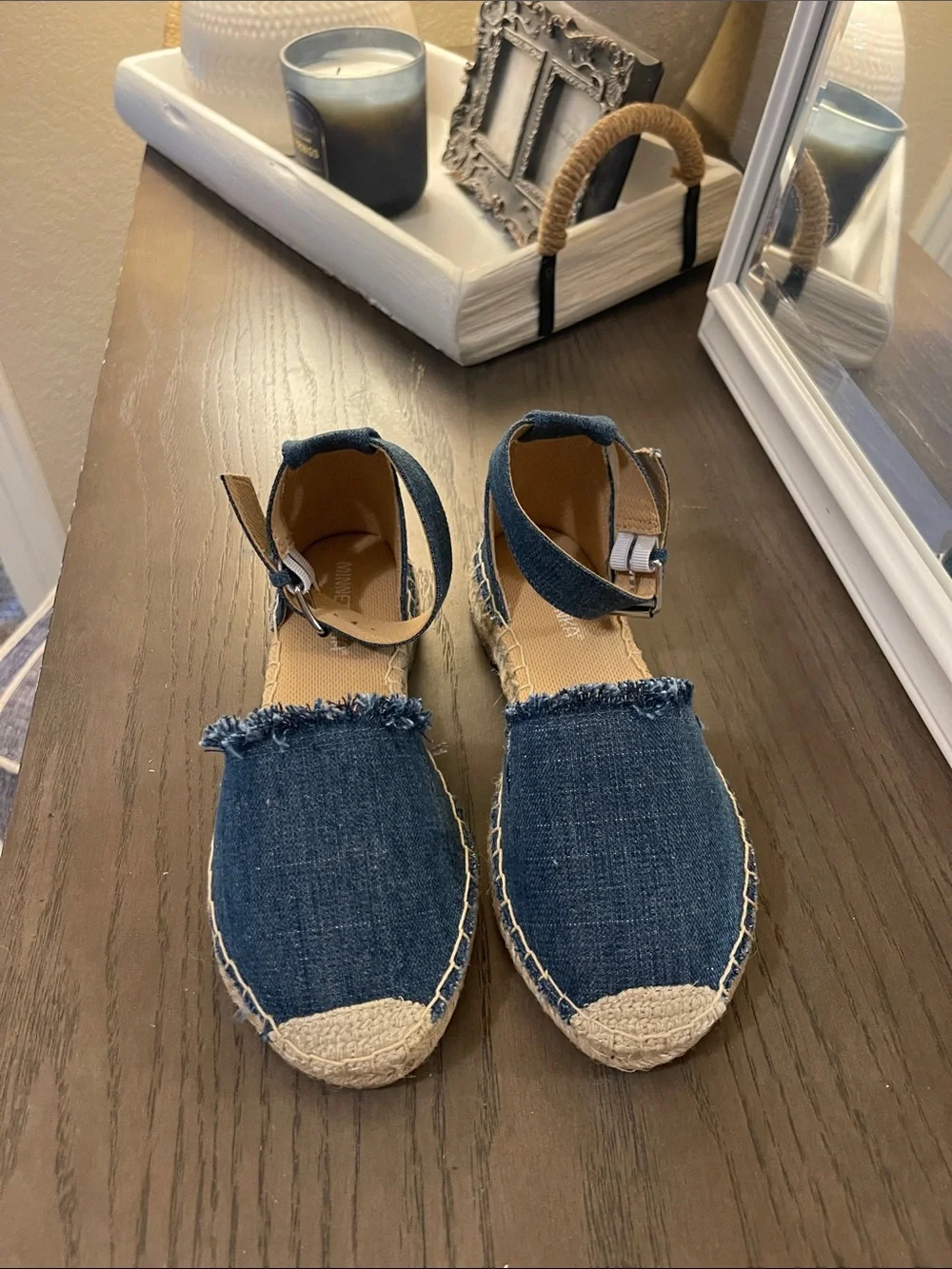Women’s Minnetonka Denim Espadrille Ankle-Strap Flats - Blue size 6